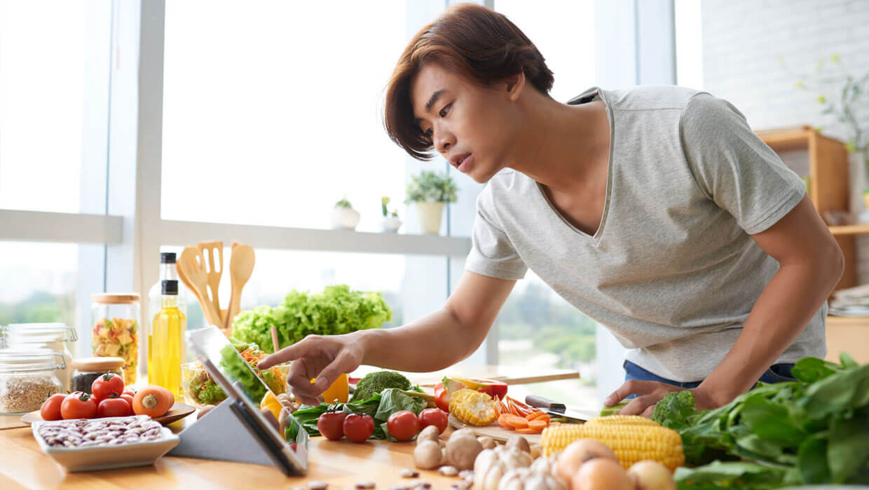 سالاد تن ماهی سالم برای ناهارهای سریع